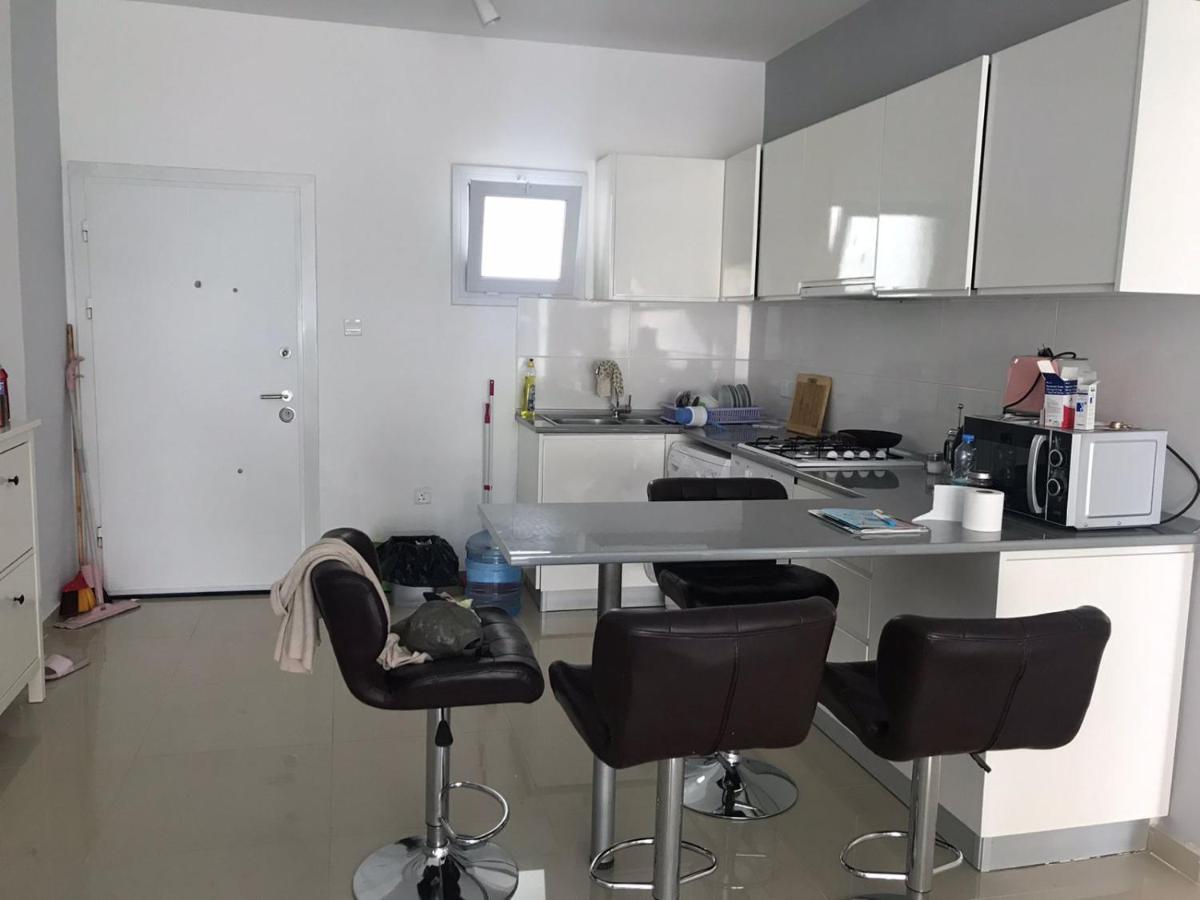 Aurelius Pool Apartments In Caesar Resort & Spa Perivolia tou Trikomou Luaran gambar